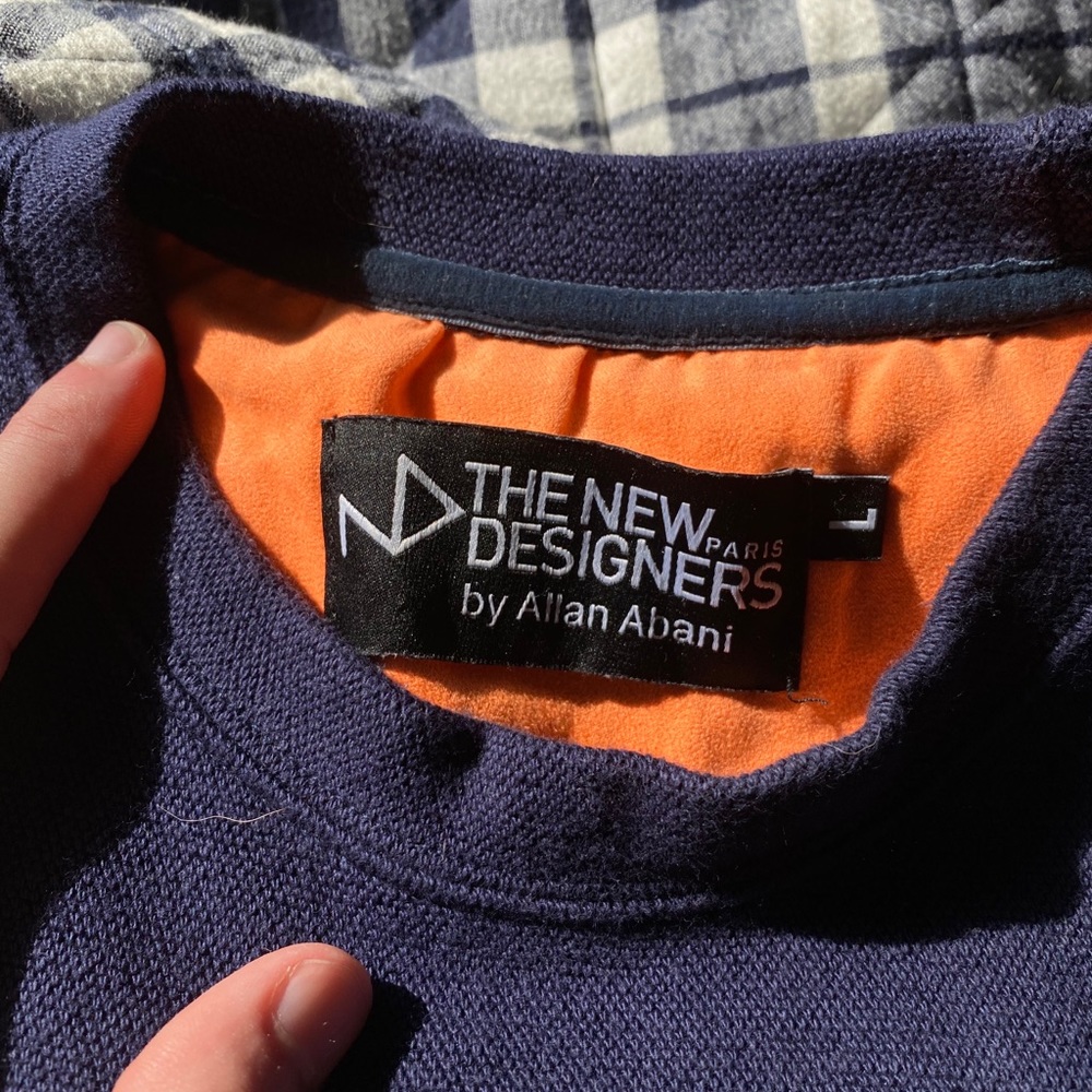 Blue patch sweater - Picture 3 of 3